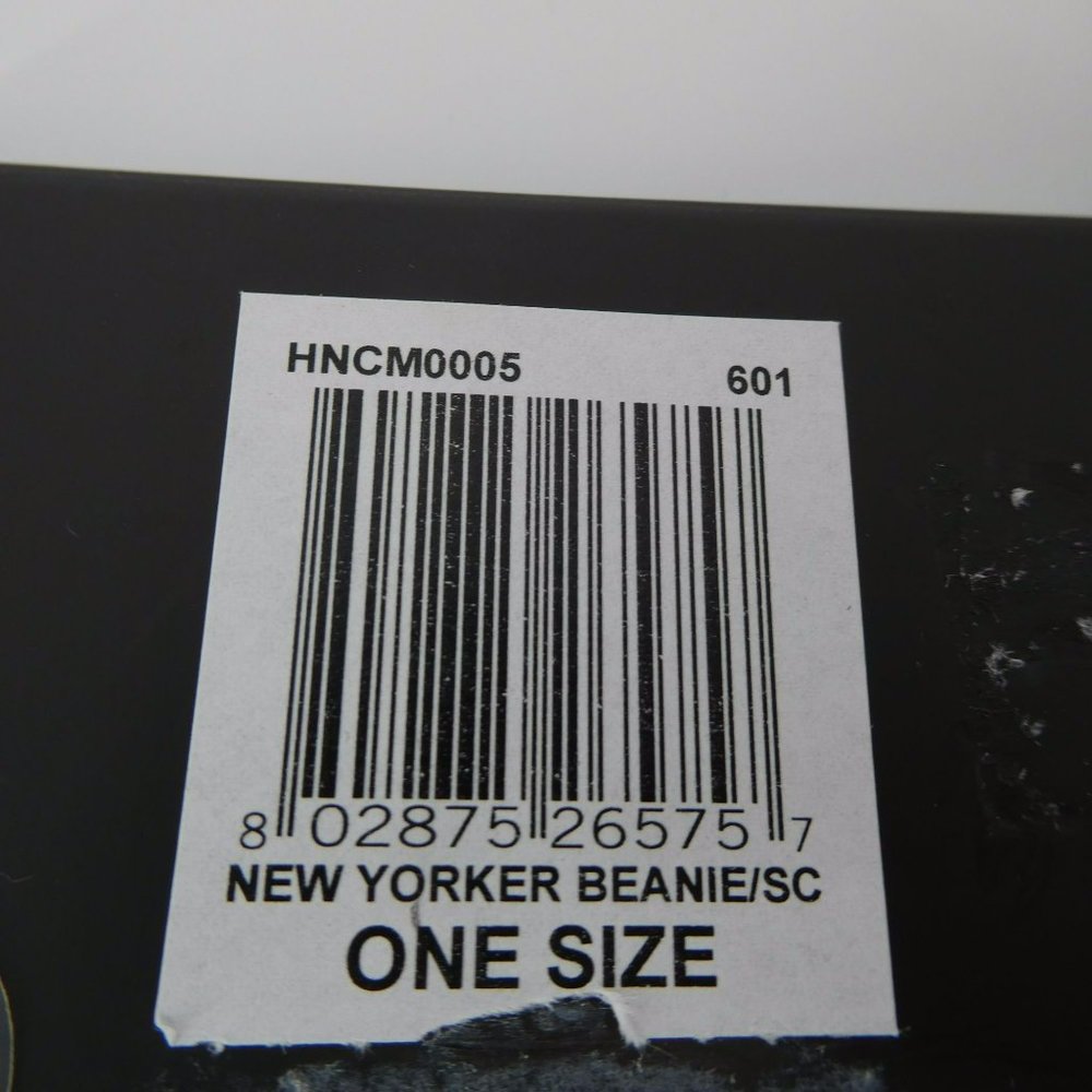 Hurley New Yorker Beanie Hat and Scarf Set Black One Size NWT - Picture 6 of 6